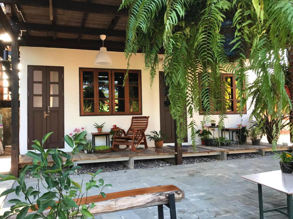 ครูหนูบ้านพัก แหลมงอบ Krunou Baanpak Trat Extérieur photo